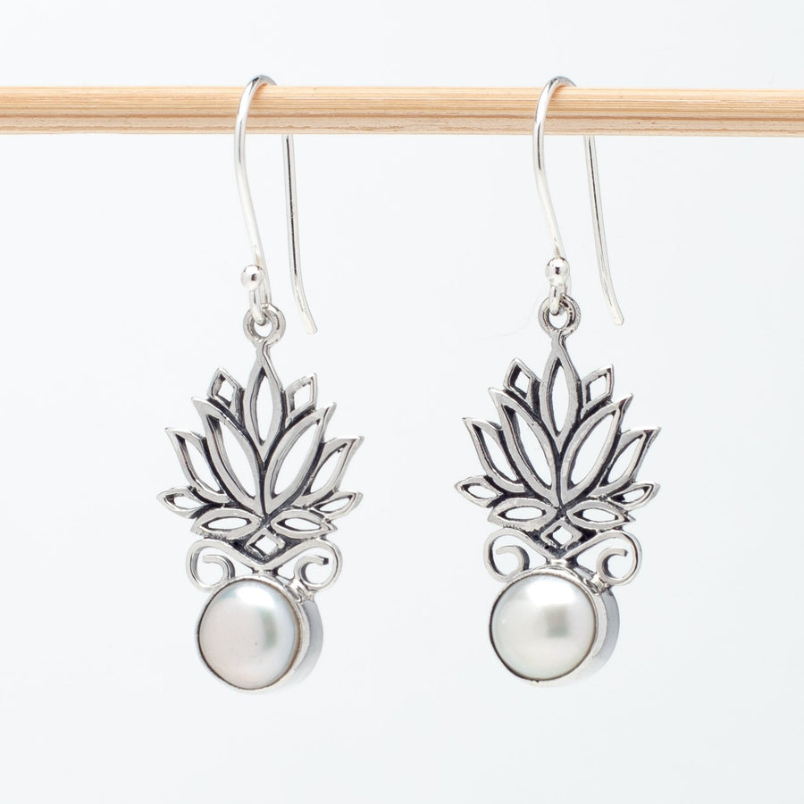 Lotus Earrings With Pearls