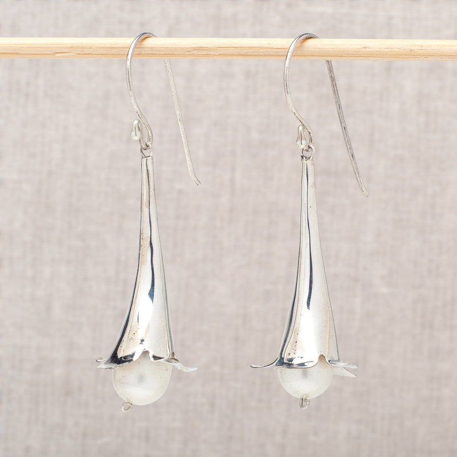 Sterling Cala Lily Earrings With Pearls