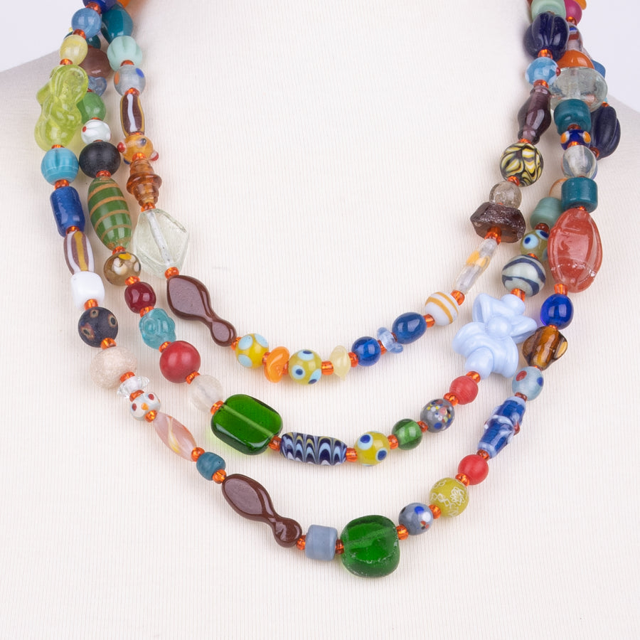 UNOde50 - 17” multi colored bead necklace – Siddhia Hutchinson/ Glen  Wielgus Gallery Vieques